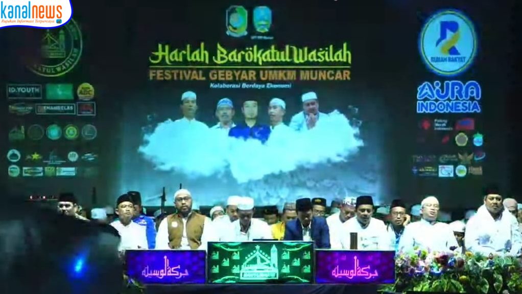 Malam Puncak Harlah Majlis Sholawat Barokatul Wasilah Dipenuhi Jama'ah