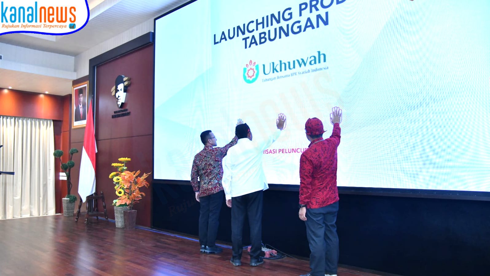 Launching Tabungan Ukhuwah, BPRS Bhakti Sumekar Gelar Seminar Literasi Keuangan