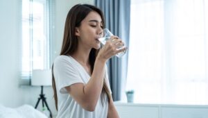 Manfaat Air Hangat Bagi Kesehatan, Nomor 6 Ternyata Ampuh Mengobati Stres