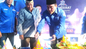 Peringati HUT Ke-22, Indra Wahyudi Datangkan Datangkan Pendiri Partai Demokrat Sumenep