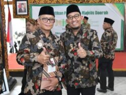 Bupati Sumenep Raih Gelar Doktor, Dirut BPRS Bhakti Sumekar; Inspirasi Bagi Generasi Muda