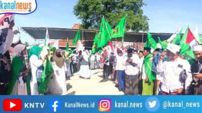 Ribuan Muhibbin dan Santri Iringi Paslon FINAL Daftar ke KPU Sumenep