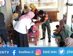 Babinsa Desa Pamoroh Pamekasan Peduli Kesehatan Anak di Posyandu