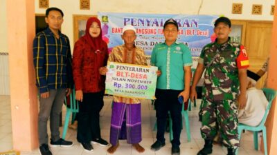 Desa Daramista Cairkan BLT DD Triwulan 4, Warga Tersenyum Bangga