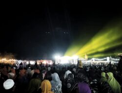 Ribuan Warga Pasongsongan Gelar Sholawatan, Doakan FAHAM Menang di Pilkada Sumenep 2024