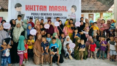 Kolaborasi Sedekah Rombongan dan Pemdes Ponteh Gelar Khitanan Massal