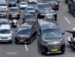 Mobil Berpelat RI 36 Jadi Sorotan, Budi Arie Bantah Bukan Miliknya