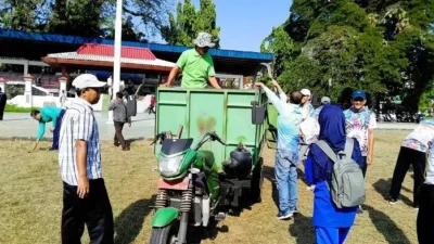 Nunggak Pajak Dua Tahun, Kendaraan Angkut Sampah DLH Bangkalan Masih Beroperasi