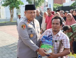 Polres Pamekasan Bagikan Ratusan Paket Sembako di Bulan Suci Ramadhan