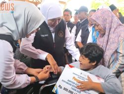 Ramadan Berkah, Gubernur Jatim Salurkan Bansos Miliaran Rupiah untuk Warga Banyuwangi