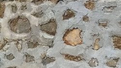 Gunakan Material Ilegal, Proyek Menara Kualitas Sangat Buruk
