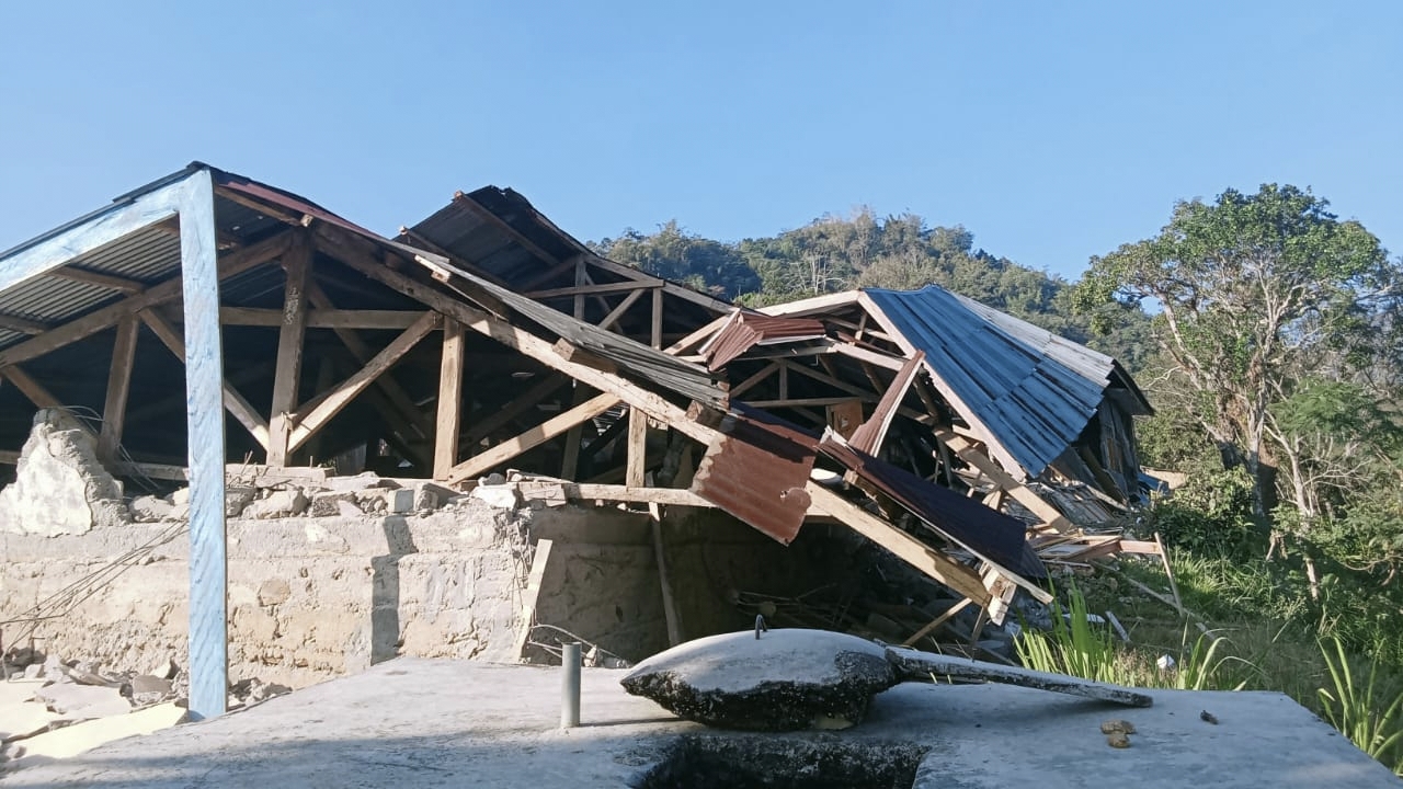 SDI TIWU LENANG